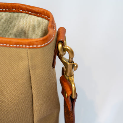 2wayトートバッグ tote S｜革の縁取りとストラップの接続金具