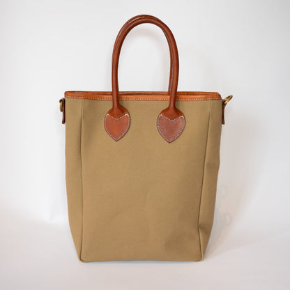 tote S｜カーキの正面